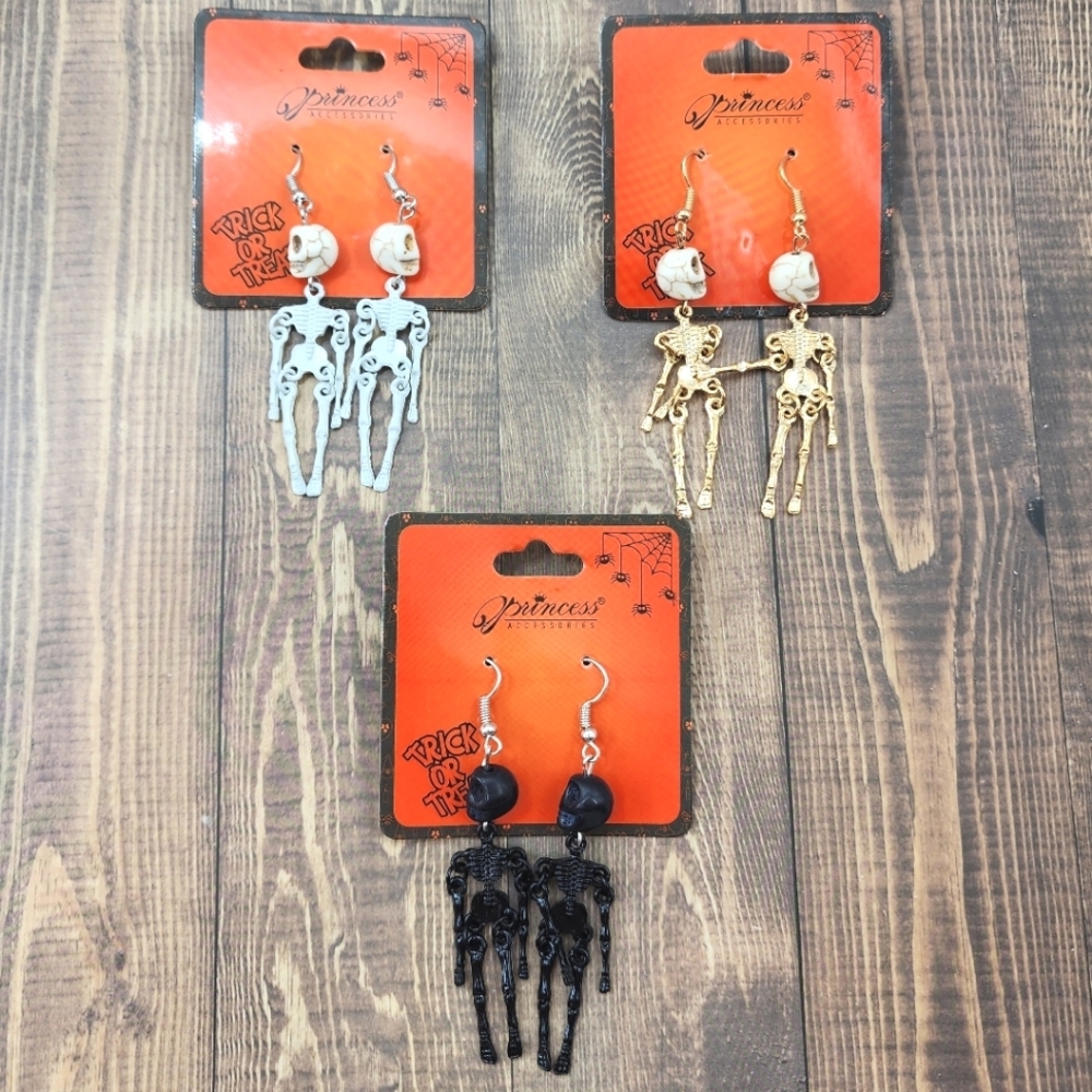 💕3/$15💕 Skeleton Earrings